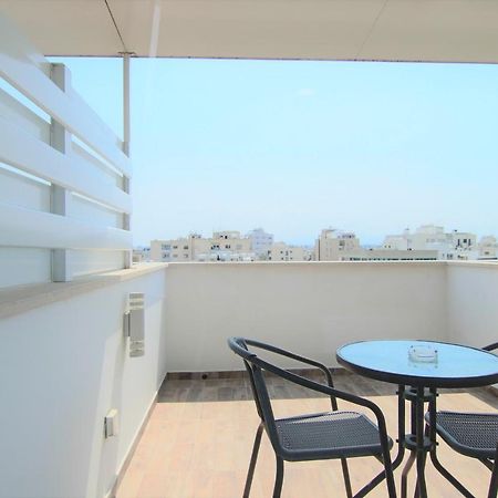 Phaedrus Living: Luxury Suite Nicosia 508 Exteriör bild
