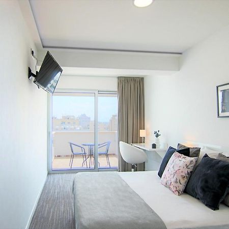 Phaedrus Living: Luxury Suite Nicosia 508 Exteriör bild