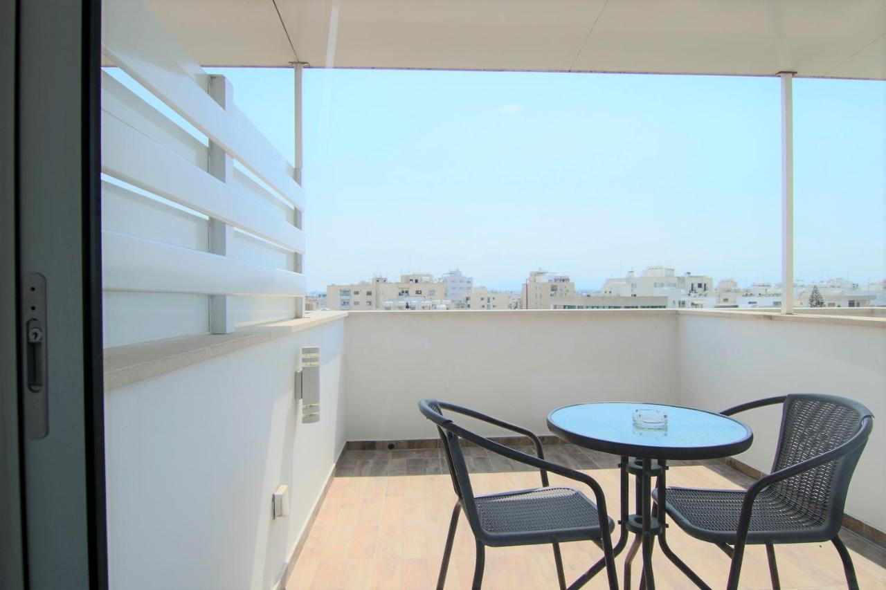 Phaedrus Living: Luxury Suite Nicosia 508 Exteriör bild